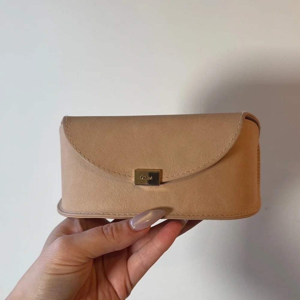 EUC CHLOE Elegant Tan Leather Sunglasses Glasses Case or Clutch - Picture 2 of 6